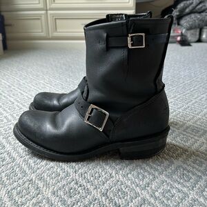 Frye Engineer 8R boots